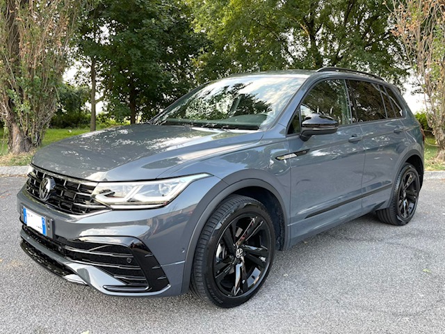 VW TIGUAN 2.0 tdi R-Line 4motion 150cv DSG – 2024